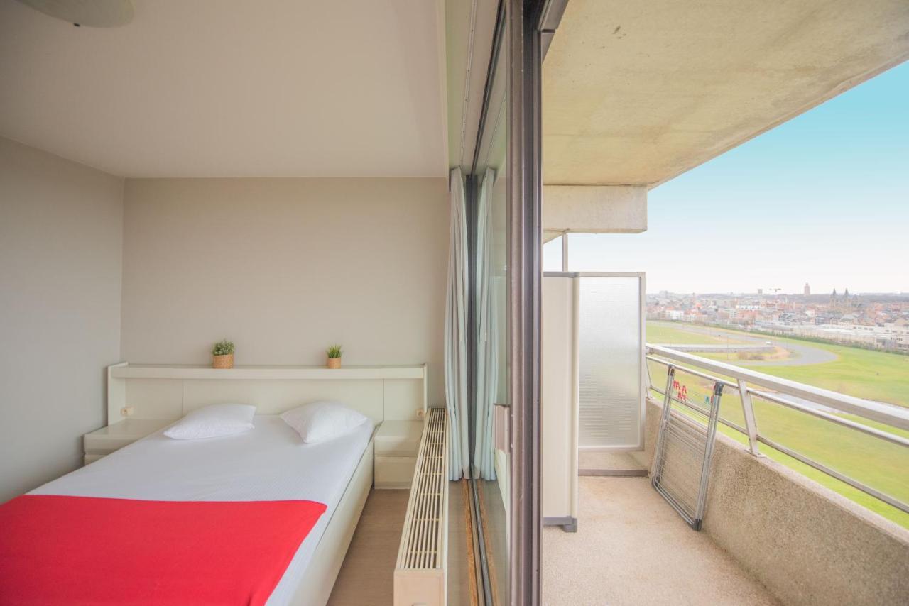 Golf 12 Apartment Ostend Exterior photo